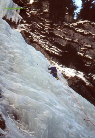 Cascate_di_ghiaccio